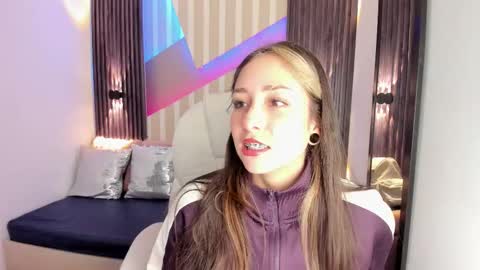 Emily online show from October 24, 1:34 pm