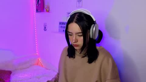 Emily Lindey online show from March 18, 8:53 am