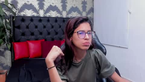 Emily online show from April 29, 2:33 pm