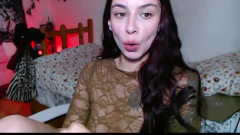 Emily online show from April 3, 9:00 pm