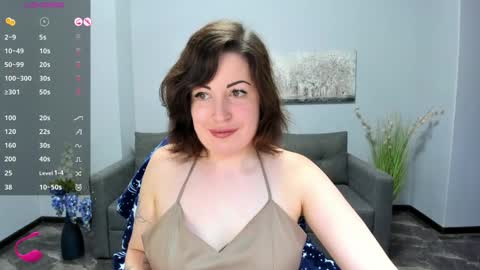 Emily online show from November 11, 7:32 am