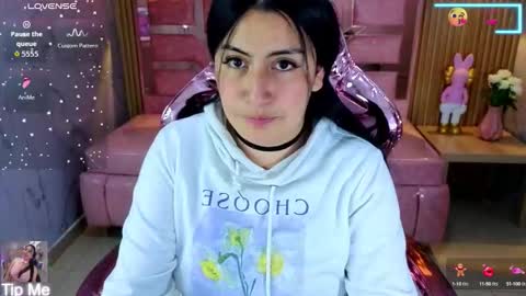 Snapshot of emily_mills_s chatting on October 2, 11:36 pm Emily  online show from October 2, 11:36 pm