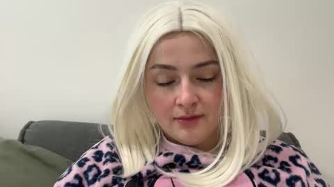 emily_morning_dew online show from November 21, 9:51 am