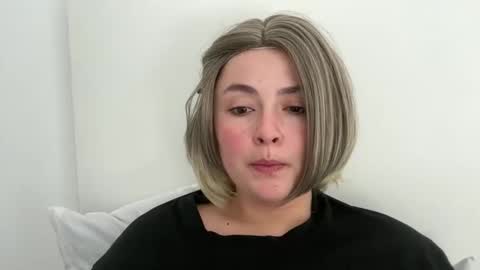 emily_morning_dew online show from April 22, 6:42 am