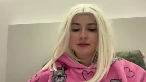 emily_morning_dew online show from December 21, 11:38 am