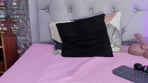 Emily online show from November 28, 5:37 am