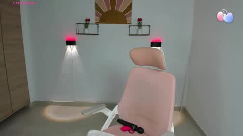 Emi online show from January 14, 9:45 pm