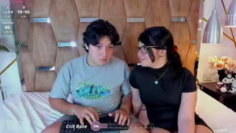 Amily  Andrew online show from September 20, 4:37 am