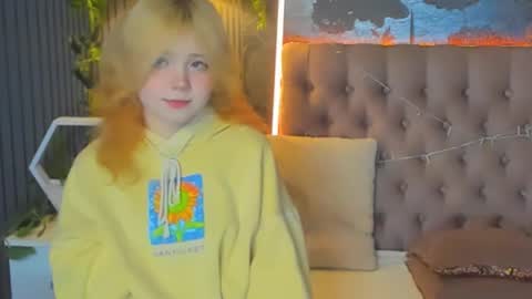 Baby Emelli online show from February 9, 6:28 am