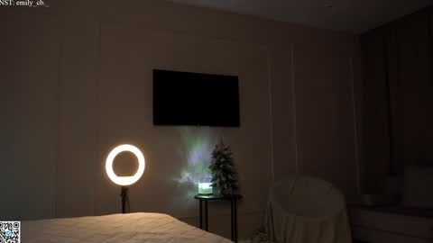 emilybatee online show from February 8, 6:11 pm