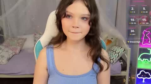 Emilyhaves online show from January 17, 6:56 am