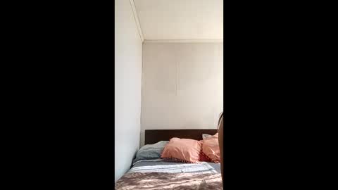 EmilyCm online show from April 5, 2:47 pm