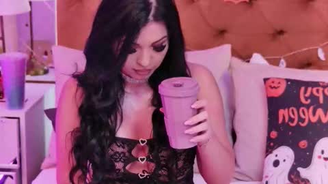 Emily online show from October 28, 6:14 am