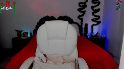  Emily Dolshe  online show from December 4, 3:00 pm