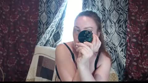 EmilyDoth online show from June 24, 11:34 pm