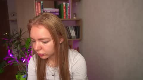 Emilyemmi online show from July 23, 7:28 am