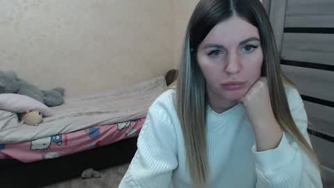 emilyfork online show from December 19, 4:35 pm