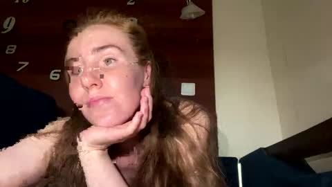 emilygibbes online show from May 28, 10:24 am