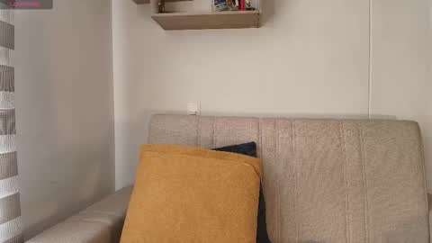 Emily online show from October 6, 3:08 pm