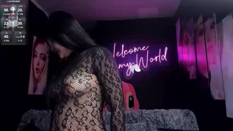 Emily Jhonson online show from October 18, 1:26 pm