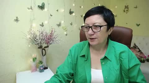 Emily online show from April 21, 5:36 am