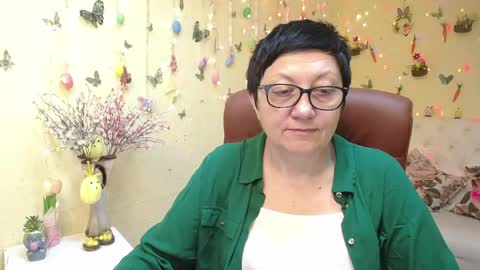 Emily online show from April 12, 5:22 am