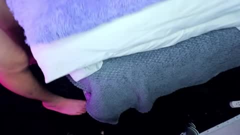 EmilyPacho  online show from September 24, 11:50 am