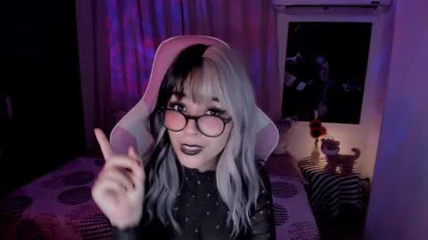 EMILY online show from January 29, 8:08 am