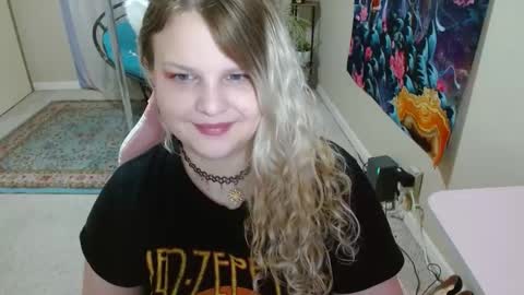 emily haze online show from February 20, 2:07 am