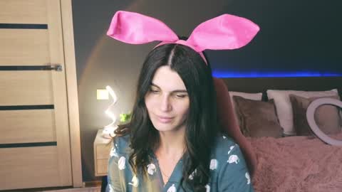 Emily online show from January 26, 7:53 am