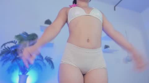 emilyy_kim online show from January 9, 7:41 pm