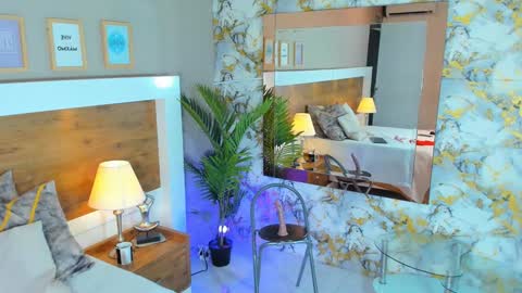 Emma  online show from February 3, 1:08 pm