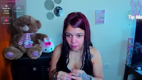 emma_boo_ online show from March 5, 2:15 pm