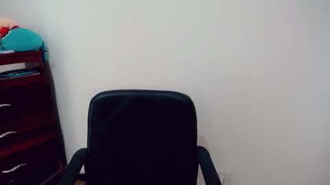 emma online show from December 1, 1:03 am