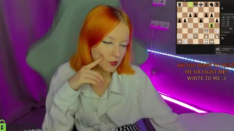 Emma online show from May 30, 1:04 am