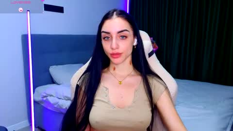 Emma online show from March 20, 7:52 pm