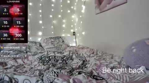 emma_just online show from October 31, 7:03 pm