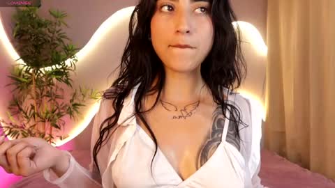 Emma online show from April 20, 10:13 pm