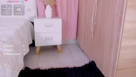 Emma online show from September 12, 9:28 pm