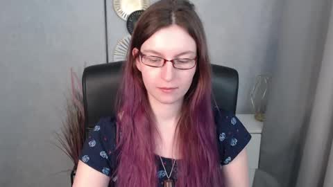 Snapshot of emma_lust94 chatting on January 17, 10:11 am emma online show from January 17, 10:11 am
