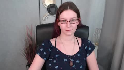 Snapshot of emma_lust94 chatting on January 17, 1:13 pm emma online show from January 17, 1:13 pm