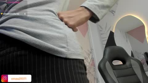 Emma online show from March 6, 10:58 pm