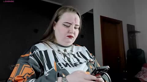 Emma Razumovskaya online show from September 16, 6:27 am