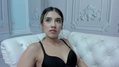 EMMA online show from December 5, 10:06 pm