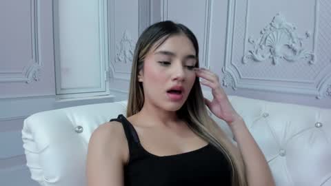 EMMA online show from December 3, 7:17 pm
