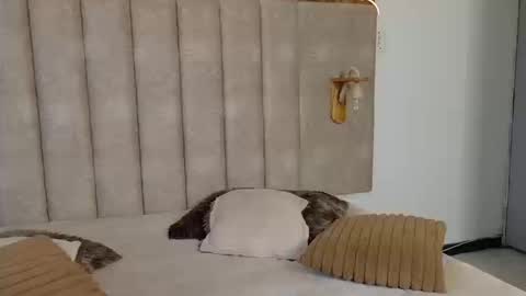 emma_visconti online show from September 9, 1:33 pm