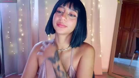 Emma web online show from February 26, 6:22 pm