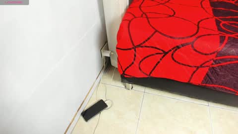 EMMA online show from December 7, 1:30 am