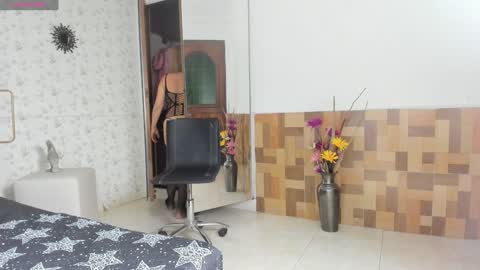 EMMA online show from December 14, 8:13 am