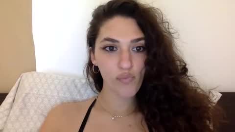 Emma online show from January 29, 8:14 pm